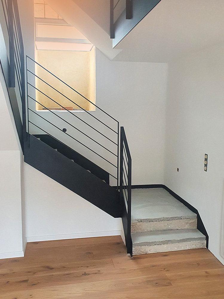 Betontreppe-rohzustand Betontreppe ohne Belag